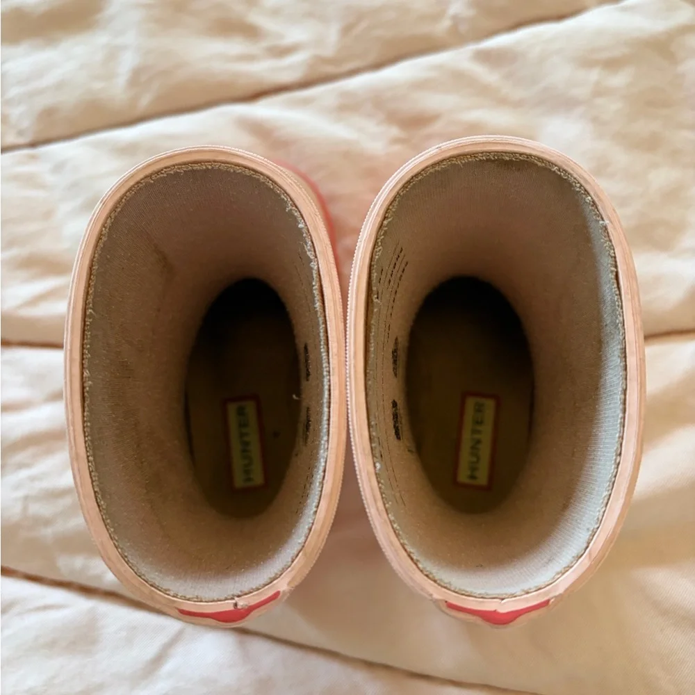 Hunter Rain Boots- blush pink with dark pink trim- toddler 6 - Picture 3 of 5